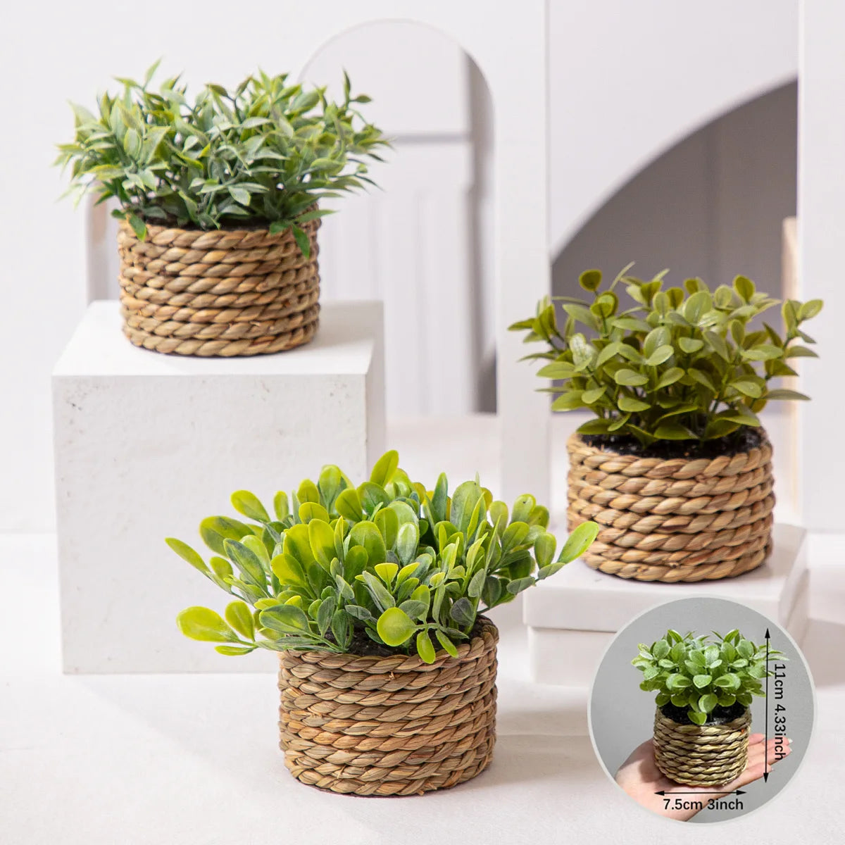Plante artificielle eucalyptus en pot tressé – Déco zen 11 cm fait main